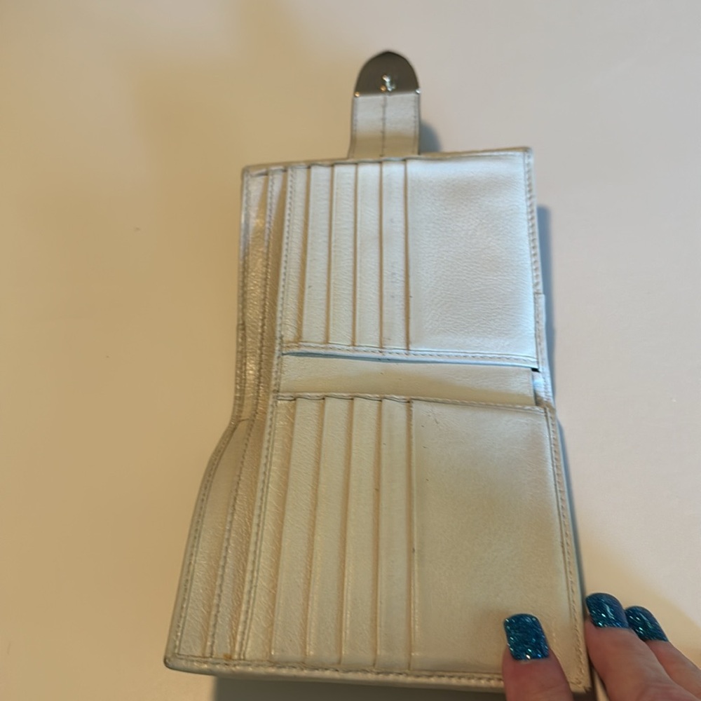 Gucci Guccissima Heart clasp Calfskin French Wallet Pre loved Authentic - Picture 8 of 11